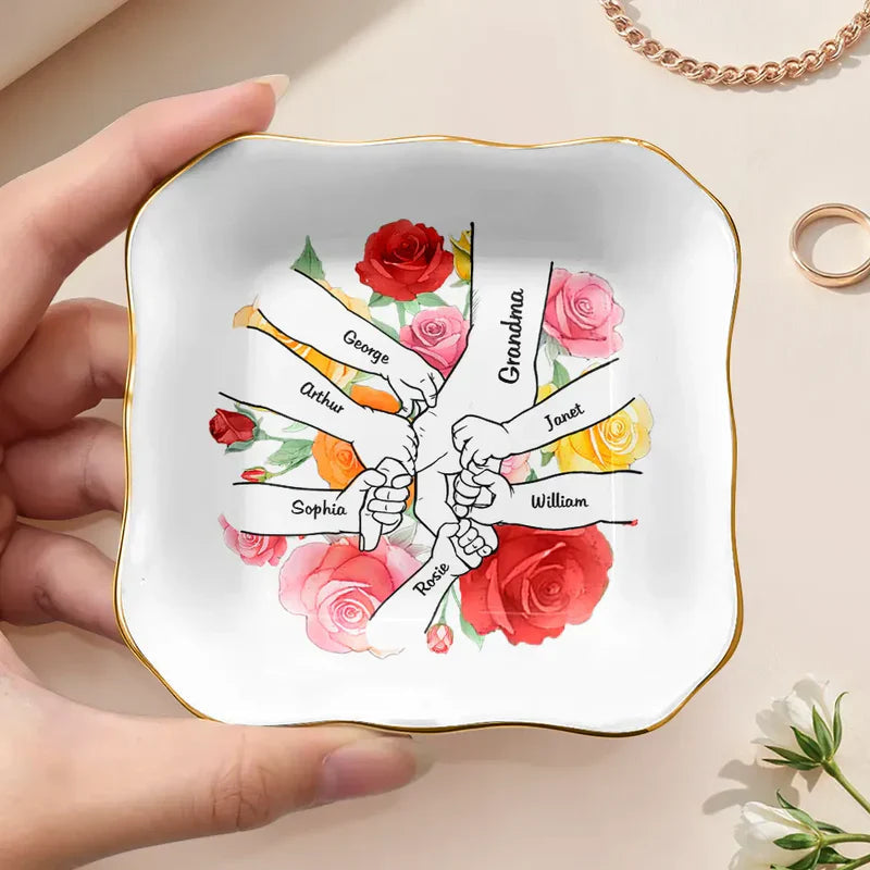 Personalized Ceramic Jewelry Dish for Mothers with Floral Design - Mother's Day Gift Jewelry MagicInPrints