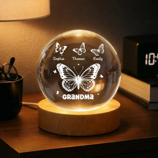 Personalized LED Night Light for Grandma with Butterflies - Mother's Day Gift Lamp MagicInPrints
