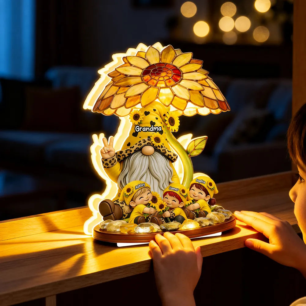 Personalized Grandma Gnome Lamp for Family - Cozy Home Decor Gift Plaque MagicInPrints