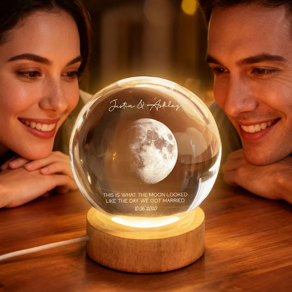 Personalized Moon Lamp for Couples with Custom Date - Romantic Bedroom Decor Lamp MagicInPrints