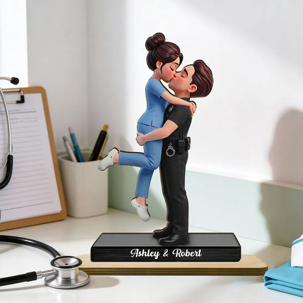 Custom Couple Figurine Personalized Romantic Gift - Anniversary or Wedding Plaque MagicInPrints