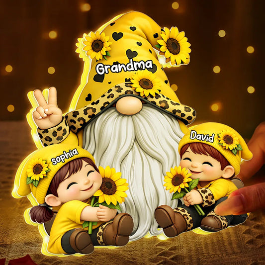Personalized Gnome Family Figurine for Grandma with Sunflowers - Gift for Grandparents Plaque MagicInPrints